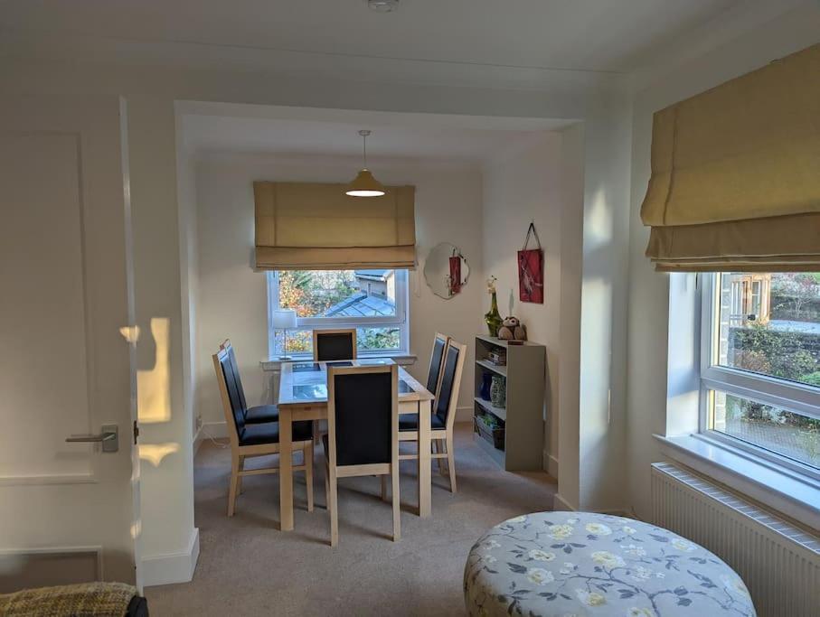 Apartment Two Bedroom Flat In Bridge Of Allan, Stirling